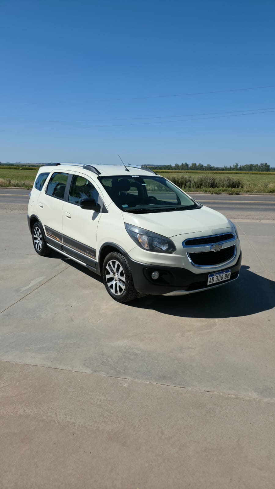 CHEVROLET - spin  - acitve 5 ASIENTOS - 2017